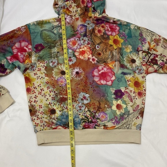 Adidas,Women’s Burgundy and multi color Sweatsuit.Size-M top,L pants - Picture 6 of 16